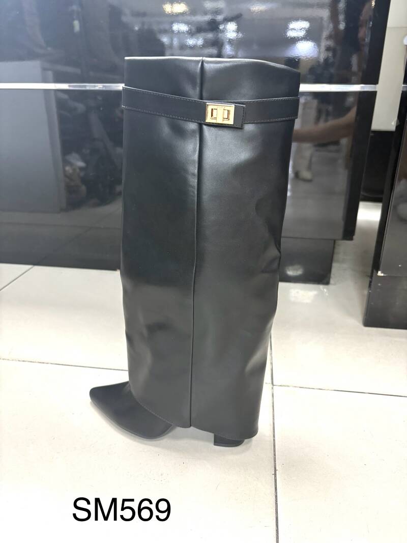 Kozaki damskie Roz 36-41/ 12 par